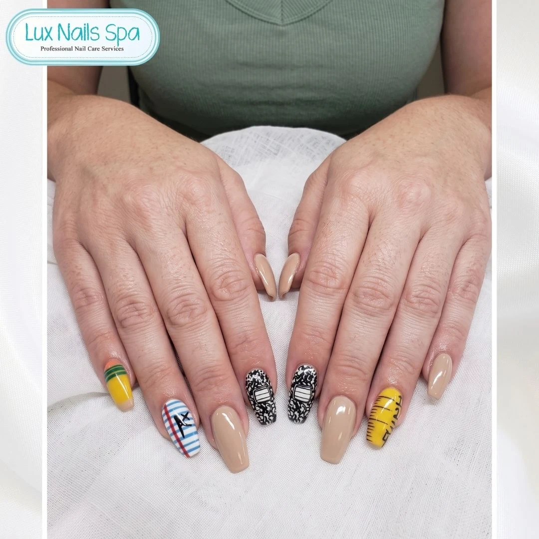 Lux Nails spa